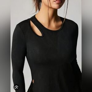 Yoga/Athletic Workout Black Cutout Long Sleeve Top Women's